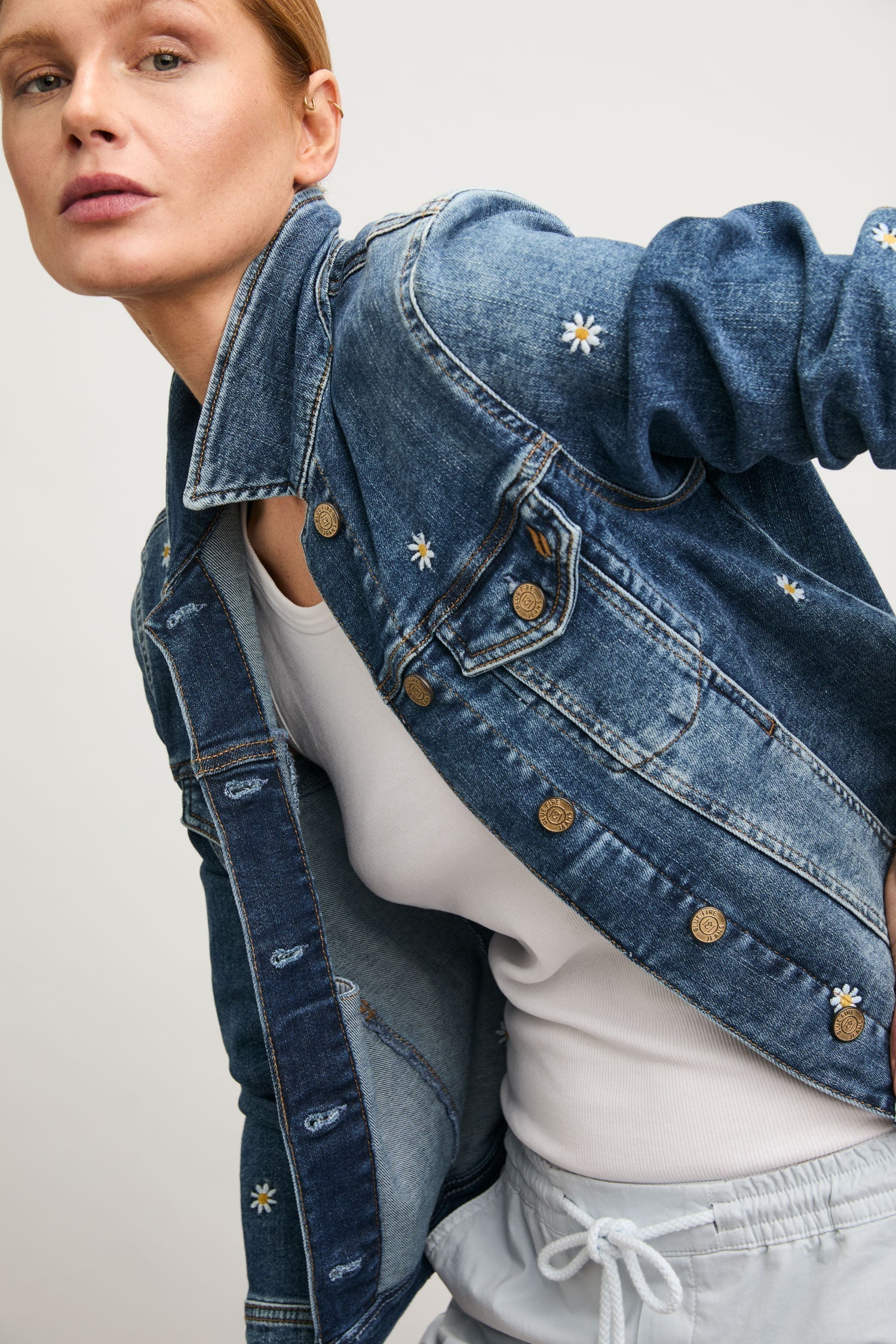 Jeansjacken im Frühling: Diese Fits & Styles sind jetzt angesagt