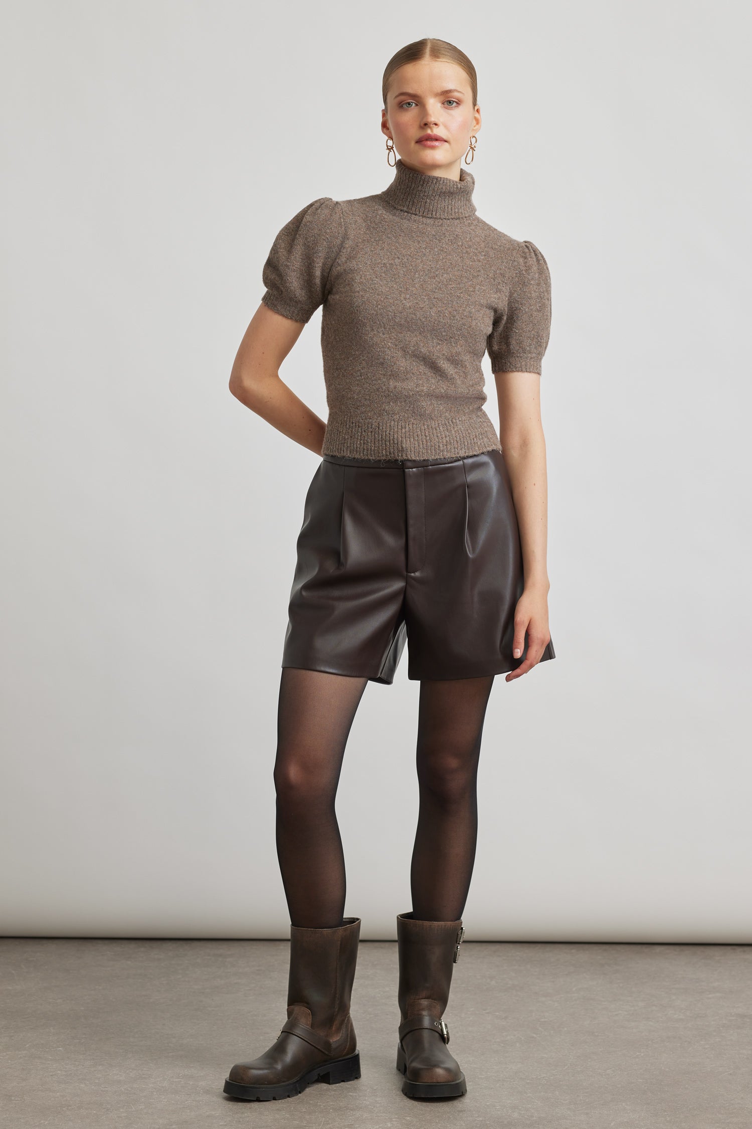 Hailey relaxed shorts - chocolate leather
