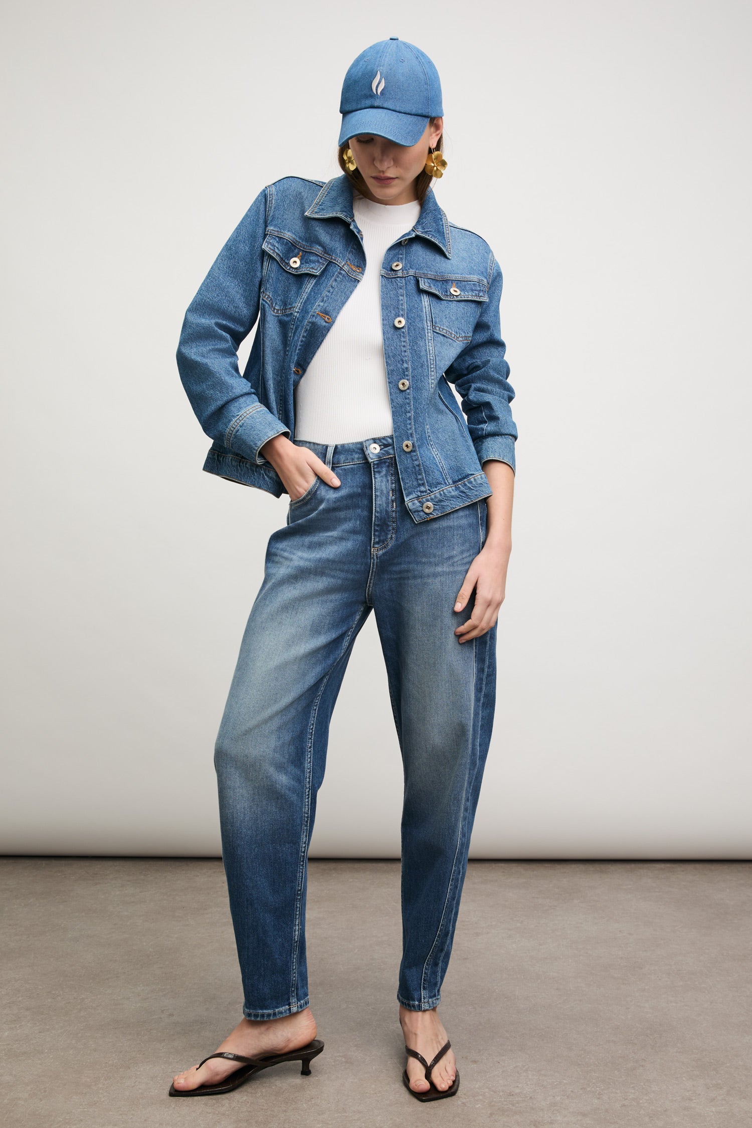 BF Cap - washed denim