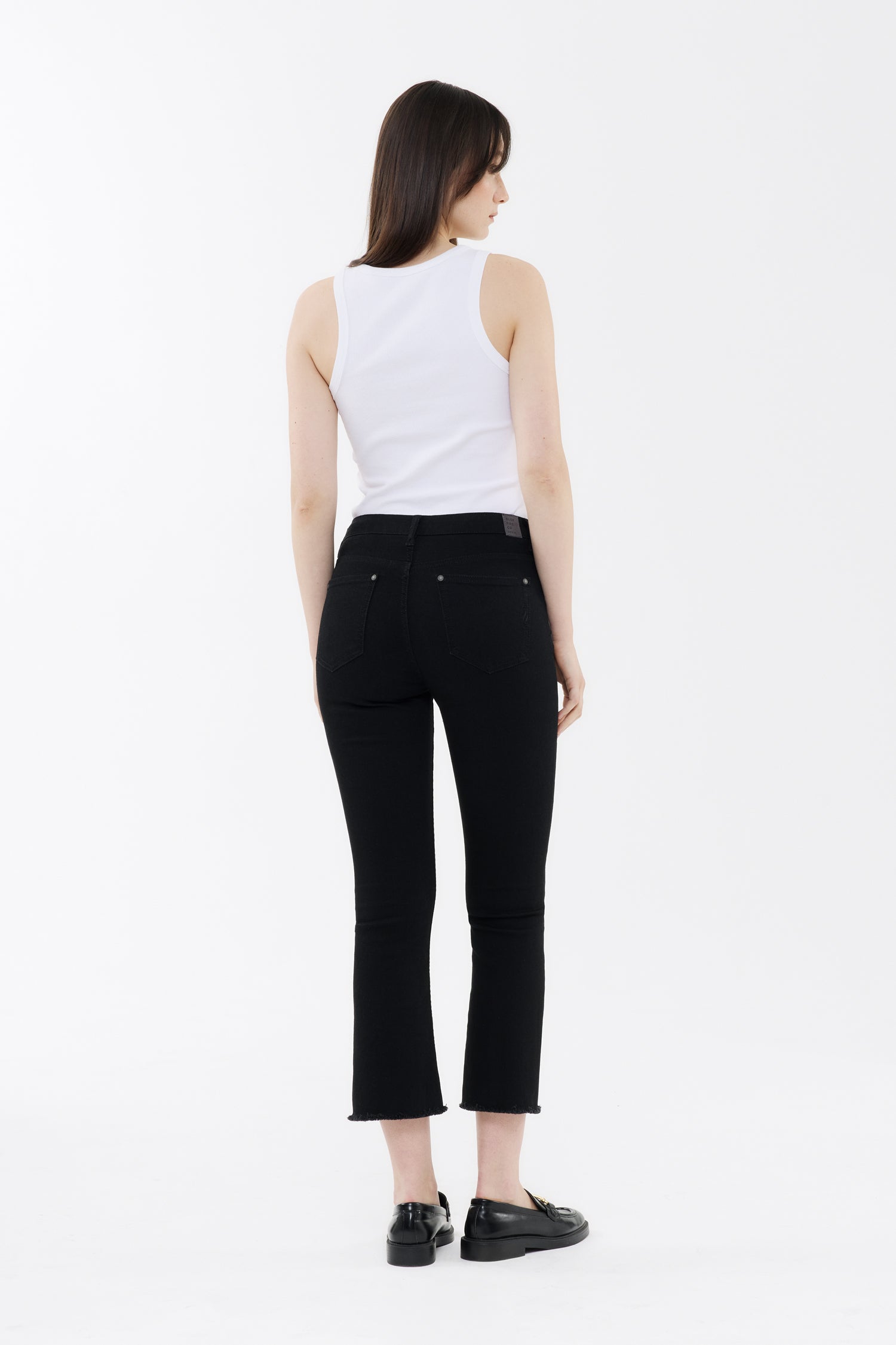 Emma cropped flare - black