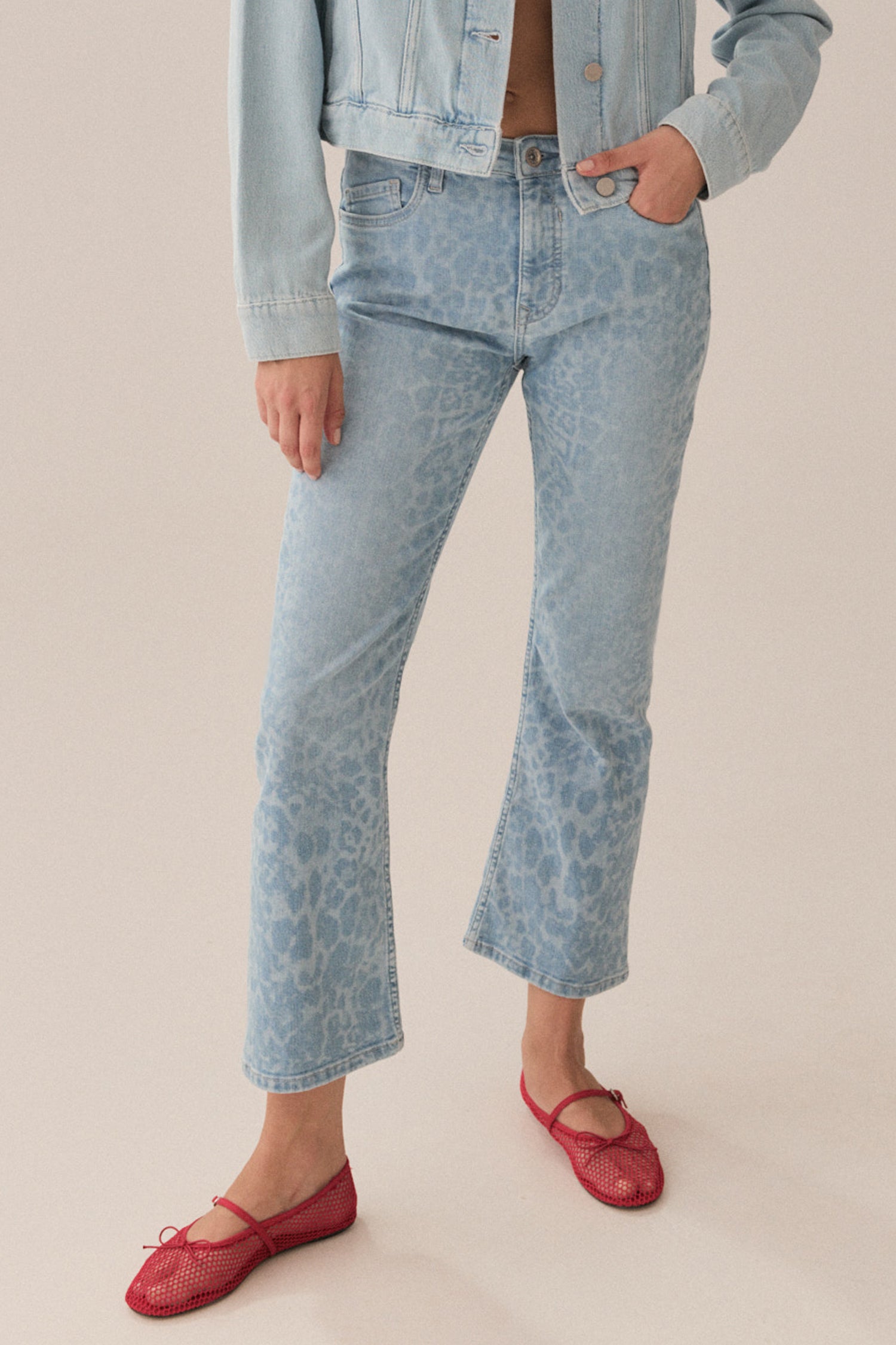 Emma cropped flare - blue denim leo