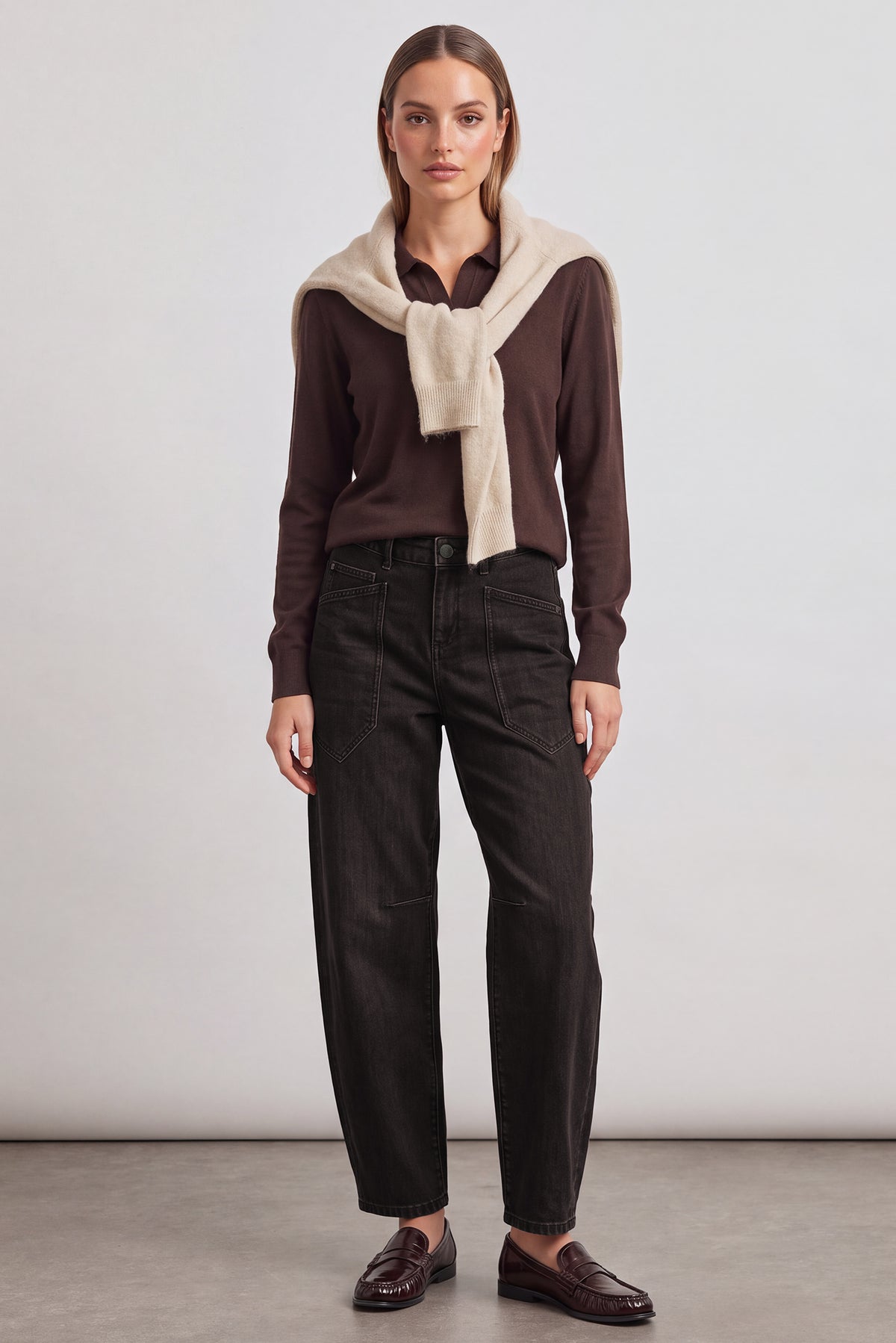 Zoe barrel fit - tinted black