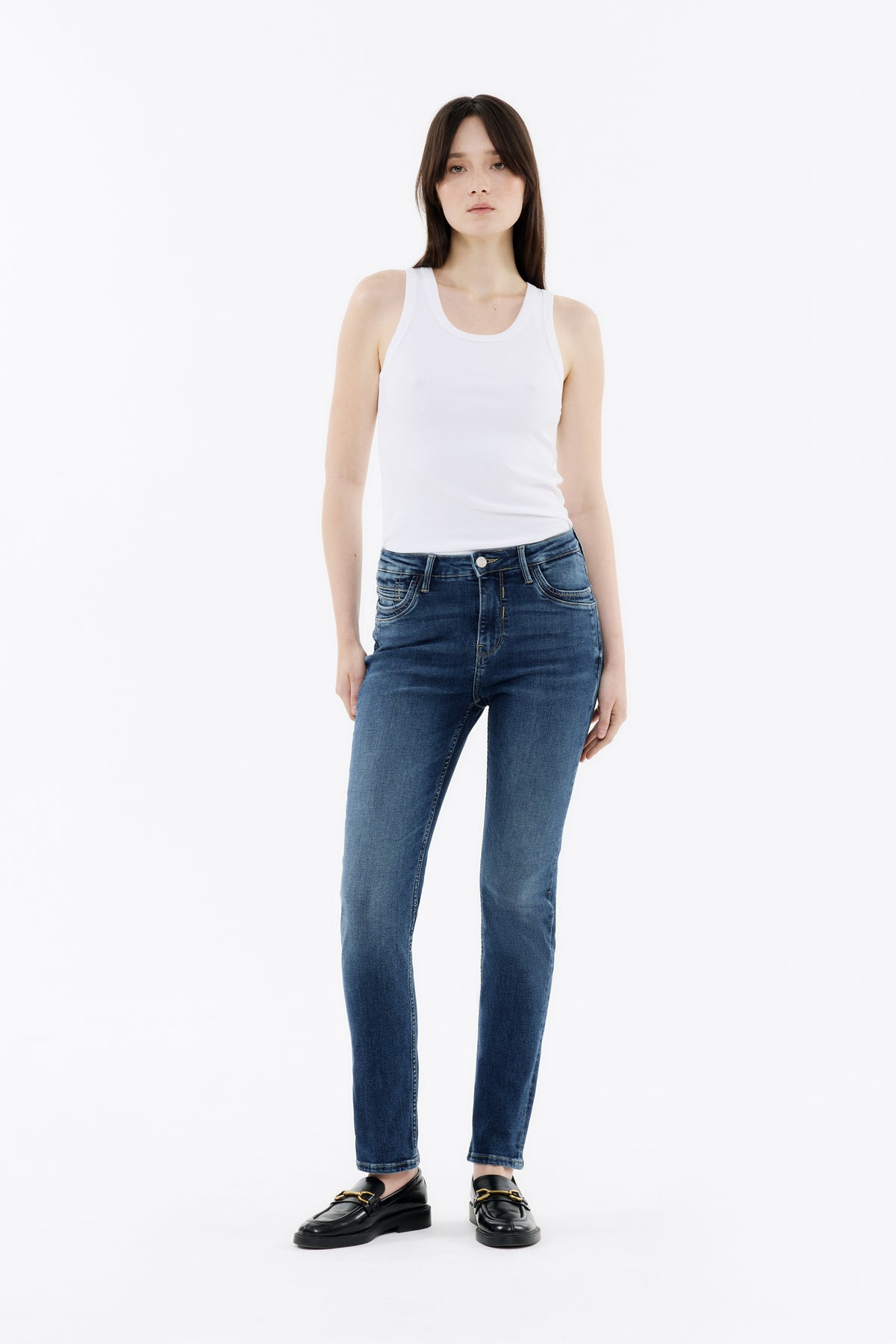 Nancy - Slim