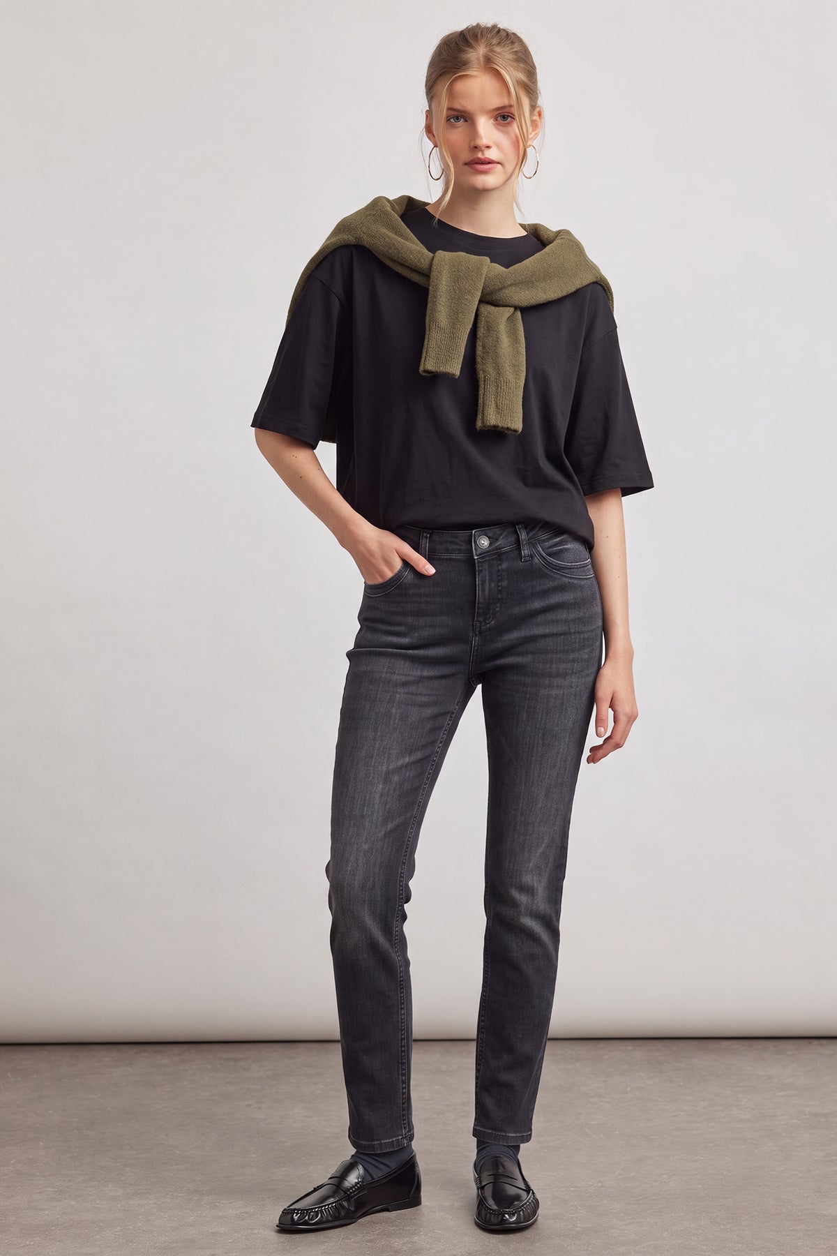 Nancy slim - authentic black