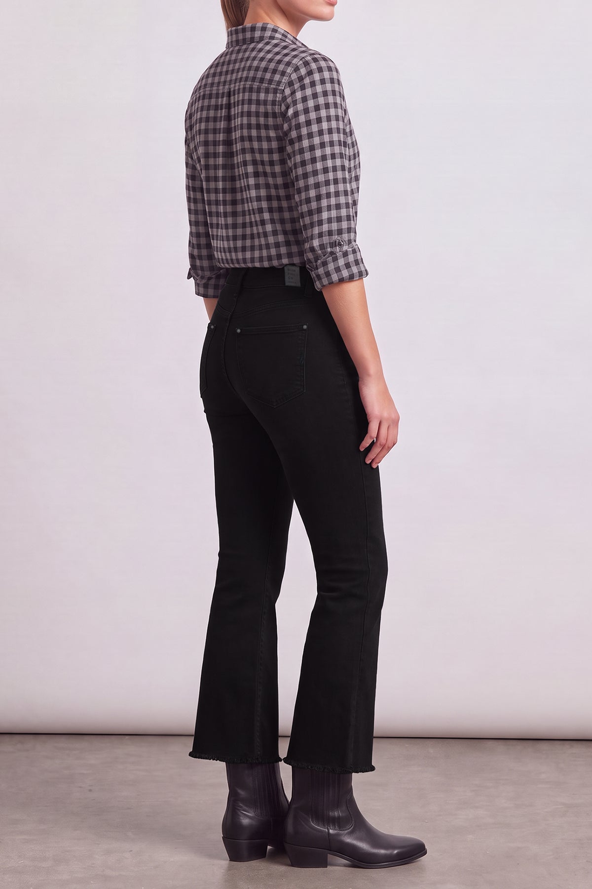 Emma cropped flare - black