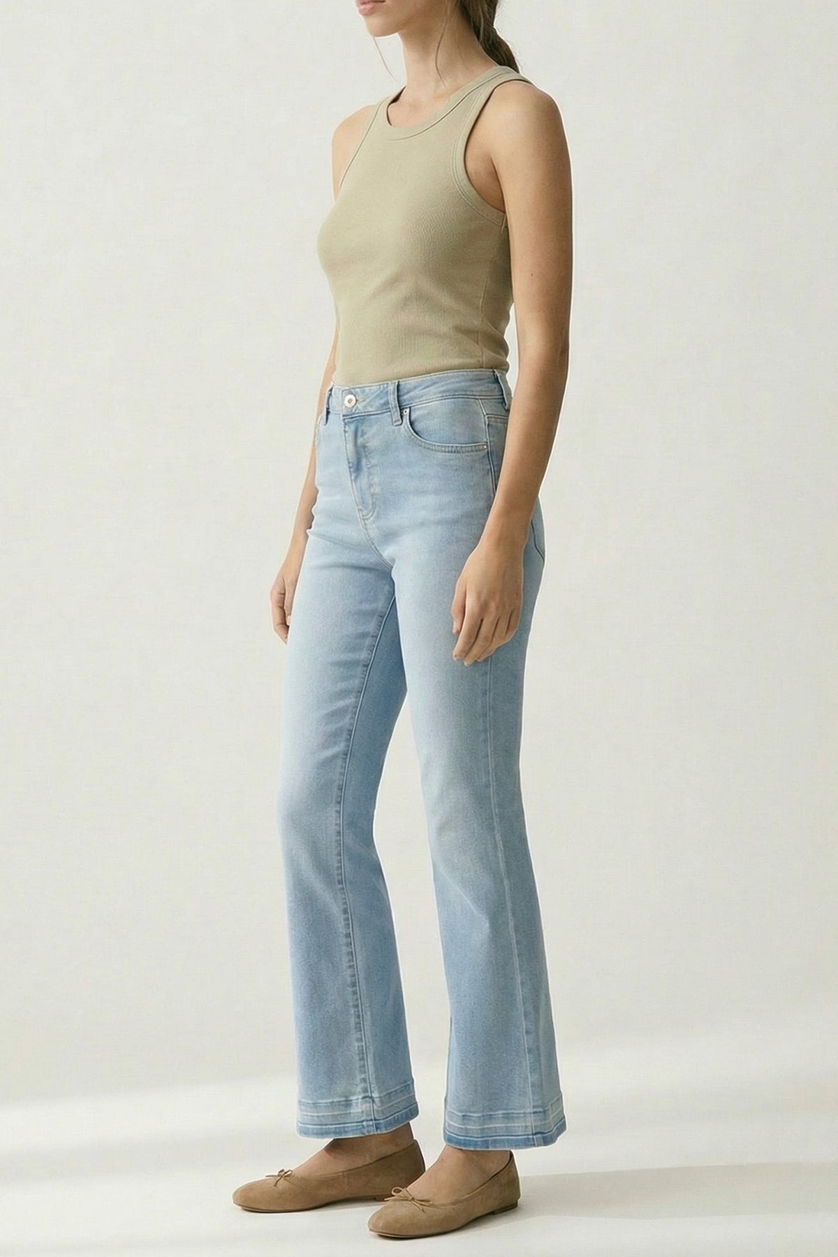 Emma cropped flare - breezy blue