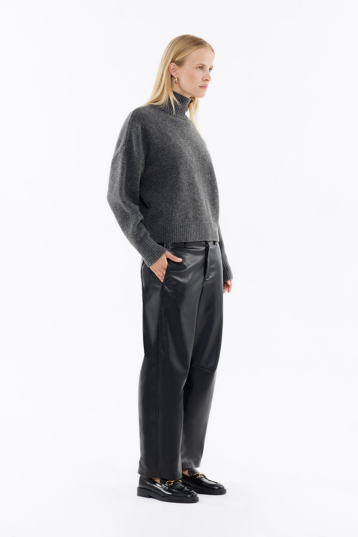 Zoe - Barell Fit