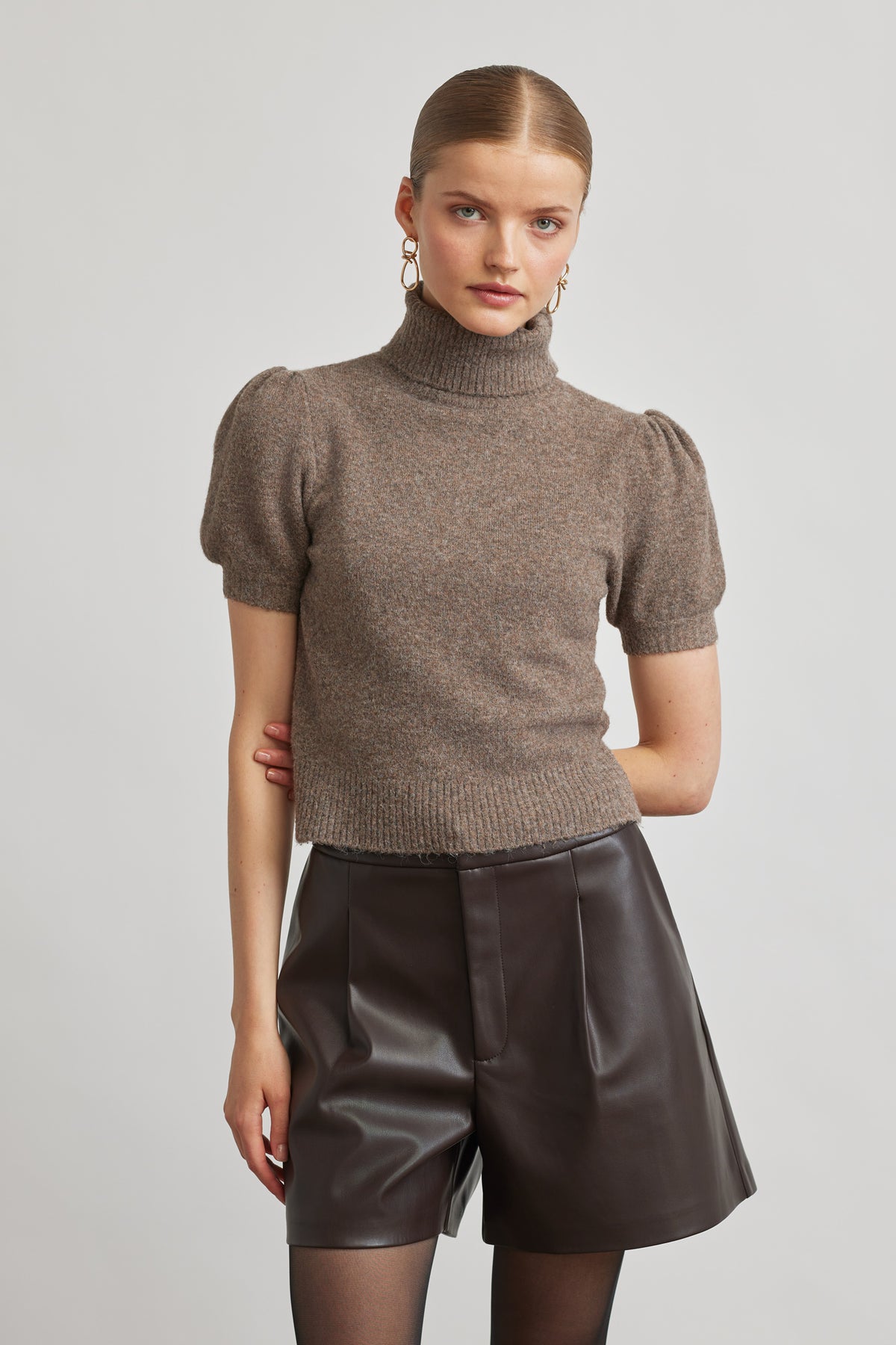 Hailey relaxed shorts - chocolate leather