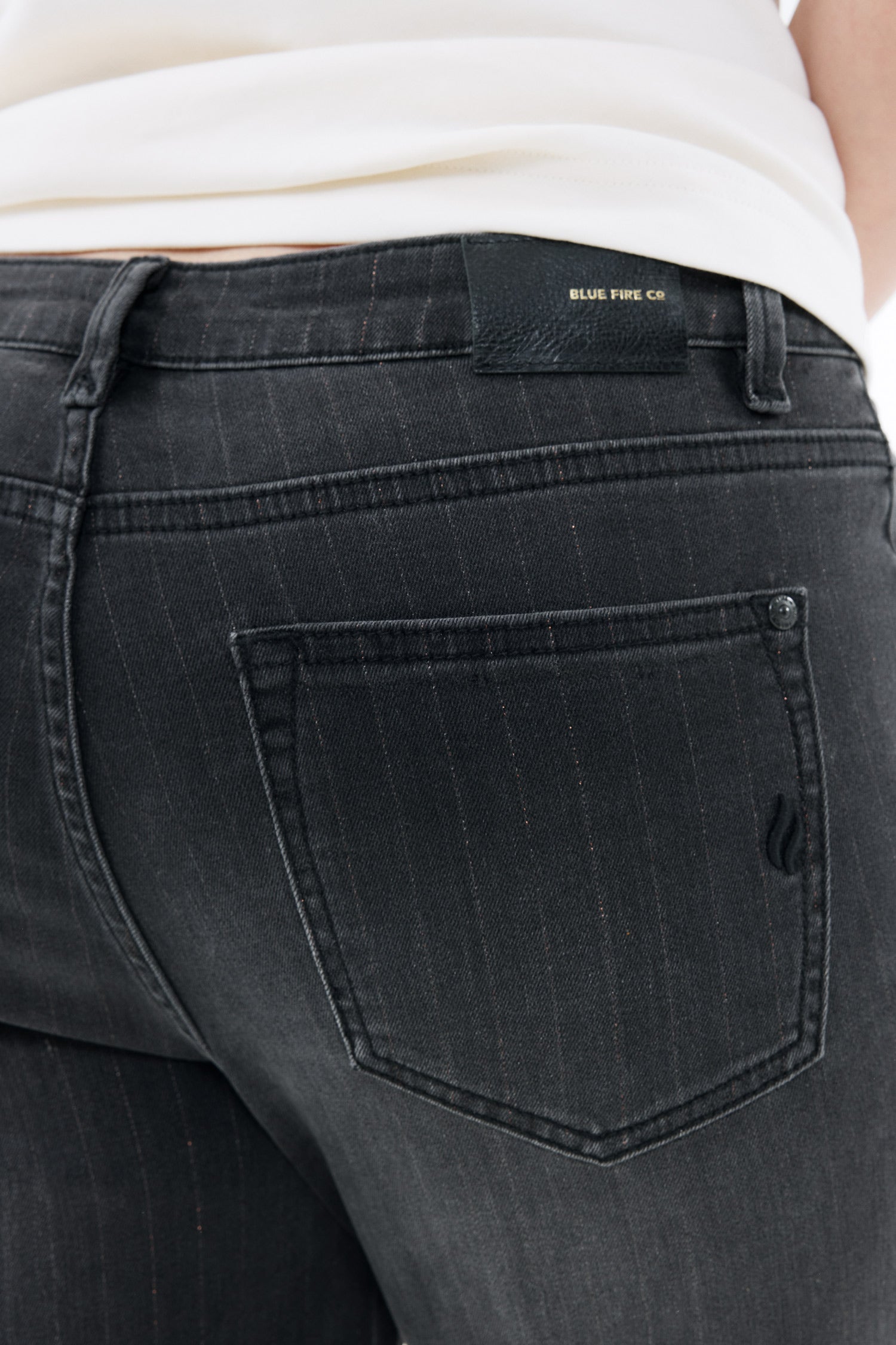 Sunny flare - black copper