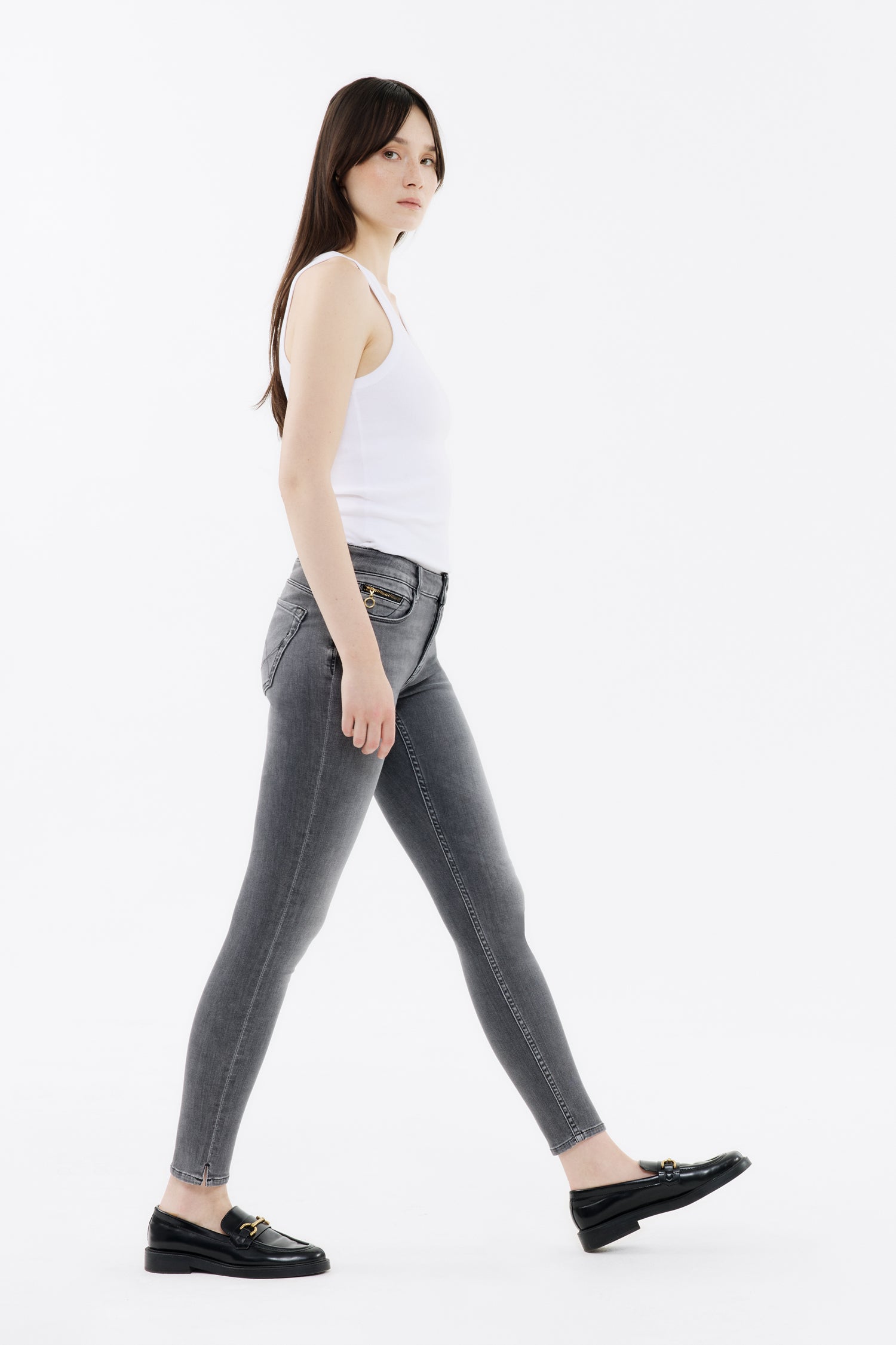 ALICIA 034 - SKINNY