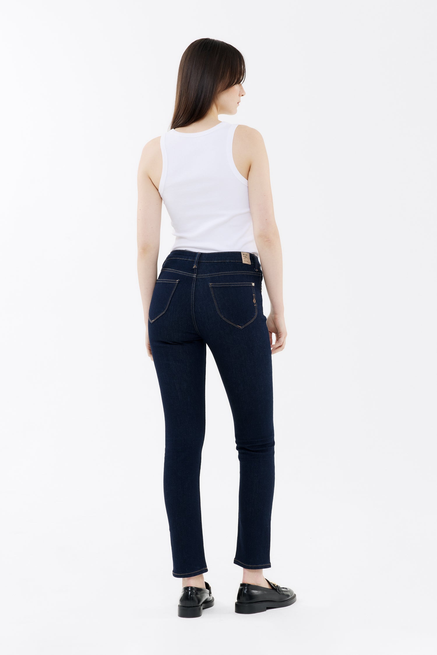Nancy - Slim