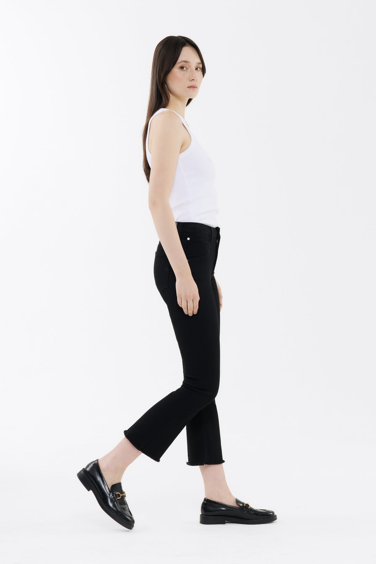 Emma - Cropped Flare