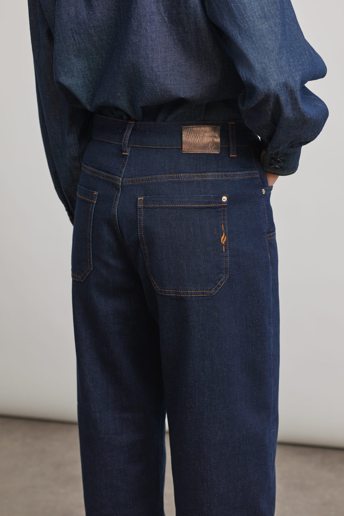 Zoe barrel fit - western rinsed