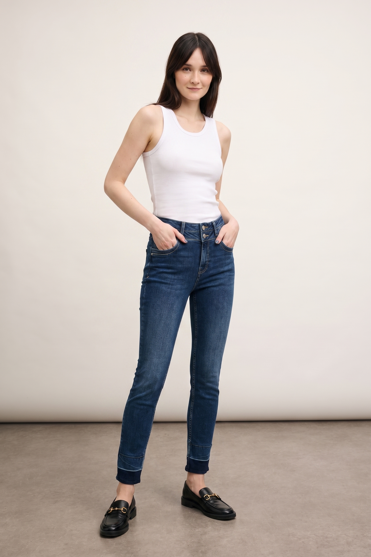 Lara Skinny – Atlantic