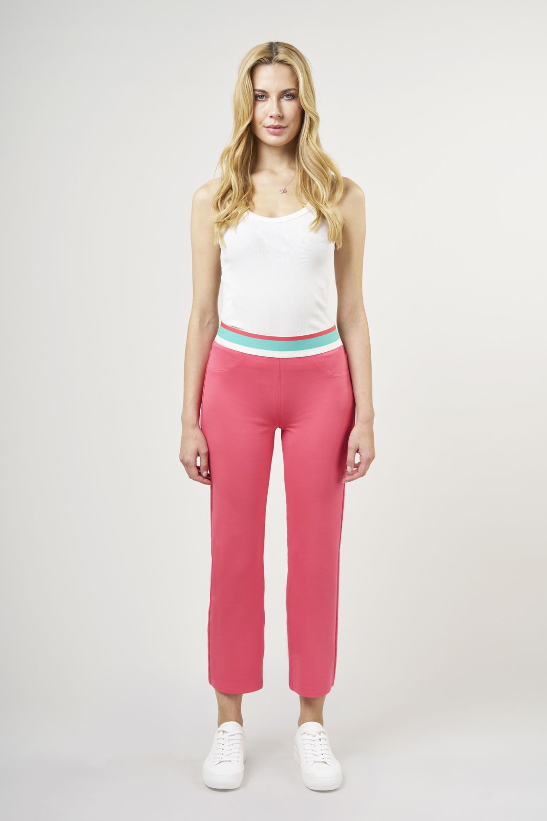 EMMA FLEX - CROPPED FLARE hibiscus jersey